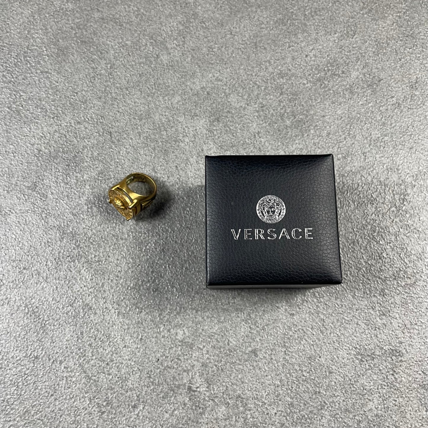 Versace Classic Medusa Ring
