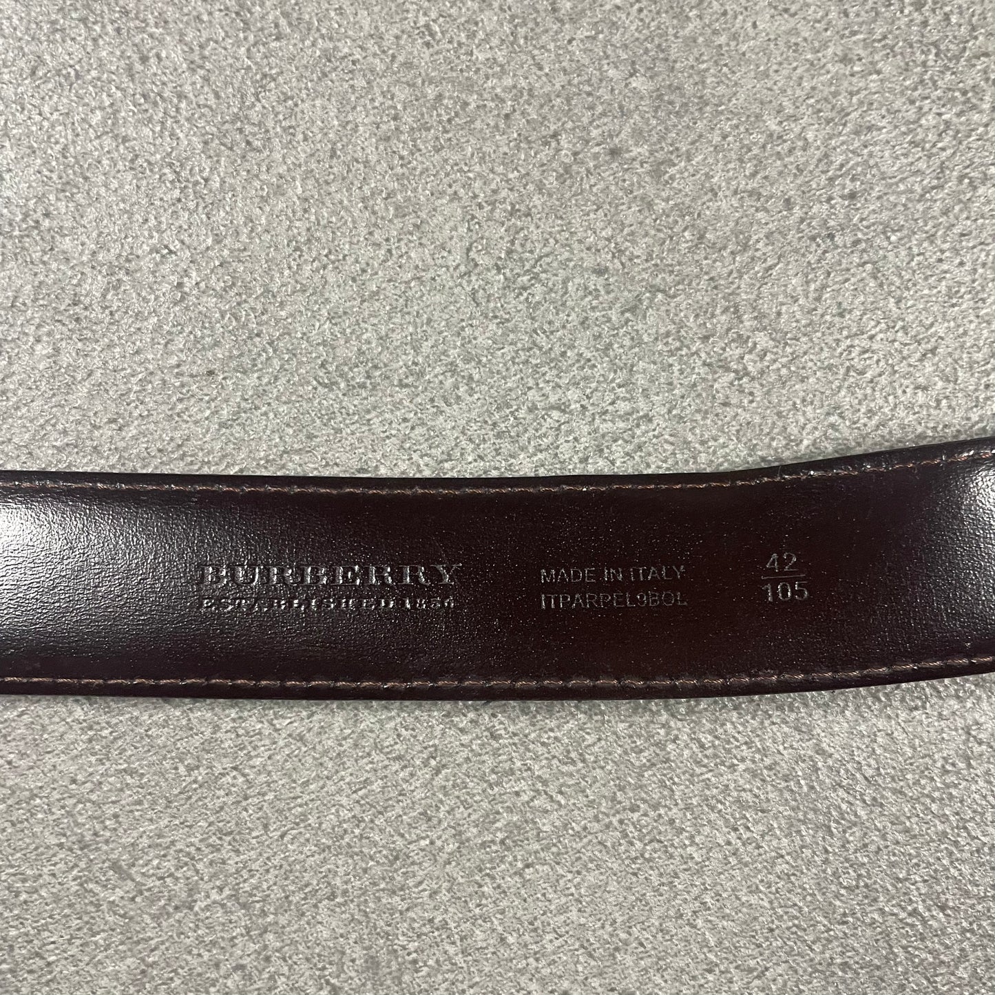 Burberry vintage Belt (105)
