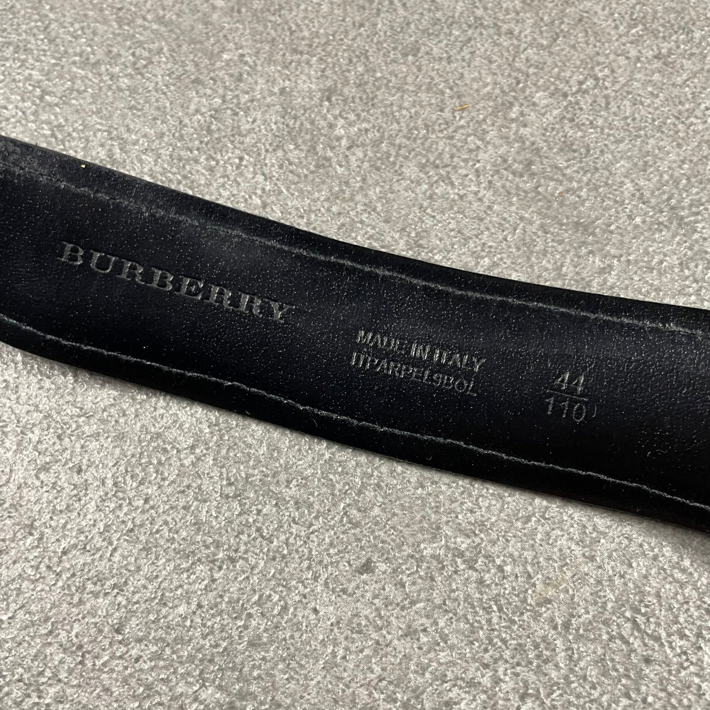 Burberry vintage Belt (95)