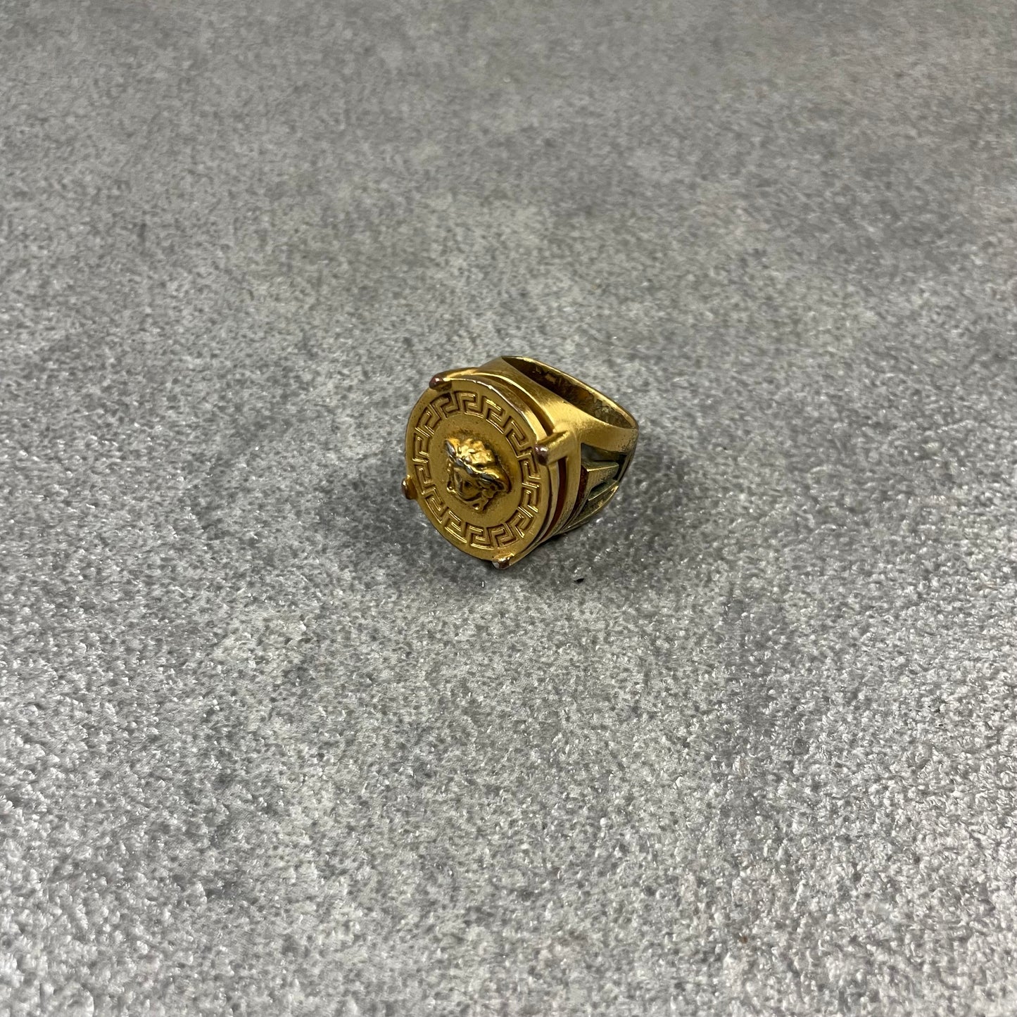 Versace Classic Medusa Ring