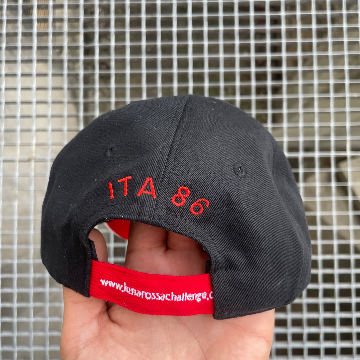 Prada Luna Rossa Cap (M)