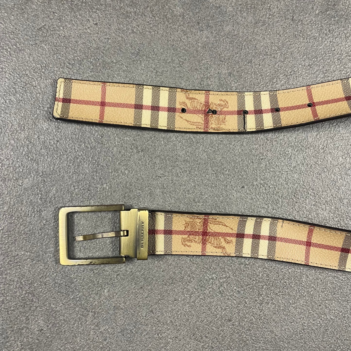Burberry vintage Belt (105)