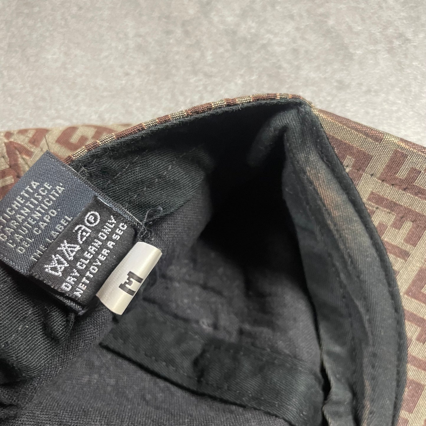 Fendi vintage Cap (M)