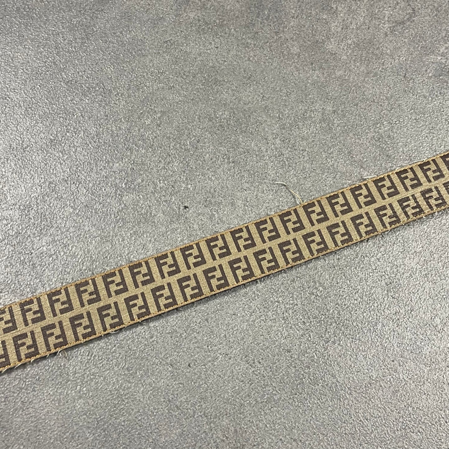 Fendi reversible Belt (110)