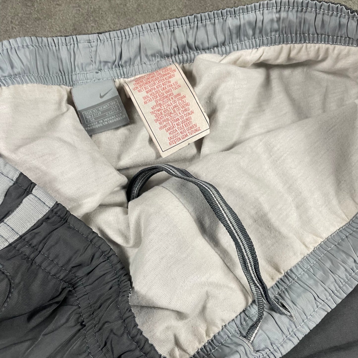 Nike vintage Pants (XL)