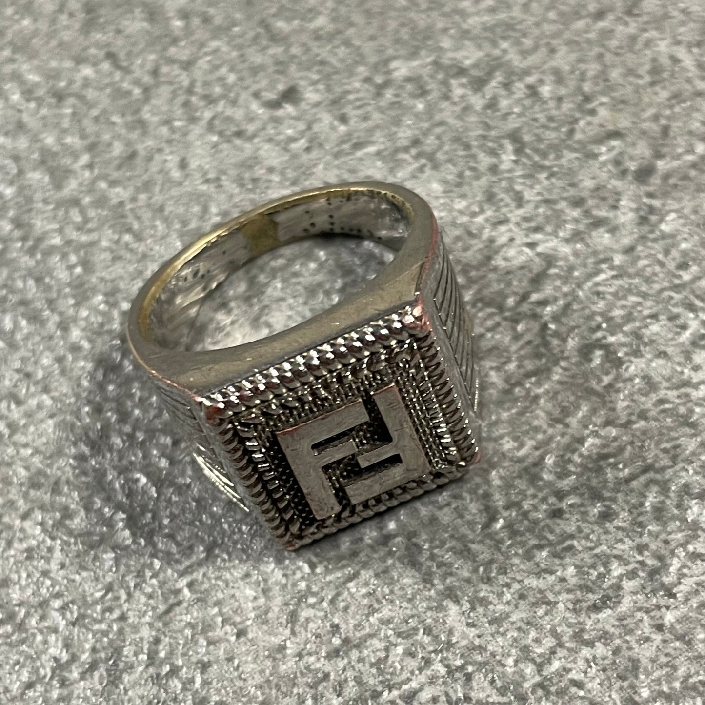 Fendi vintage Ring (L)