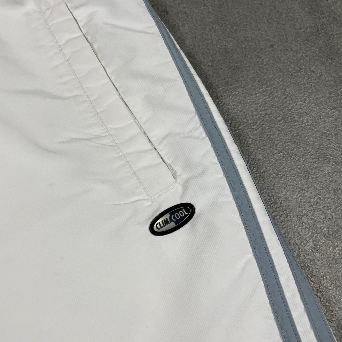 White Trackpant Adidas (M)