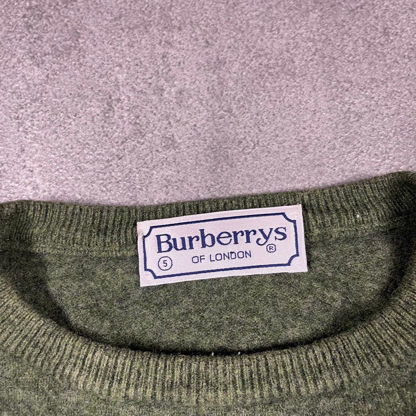 Burberry Crewneck (S)