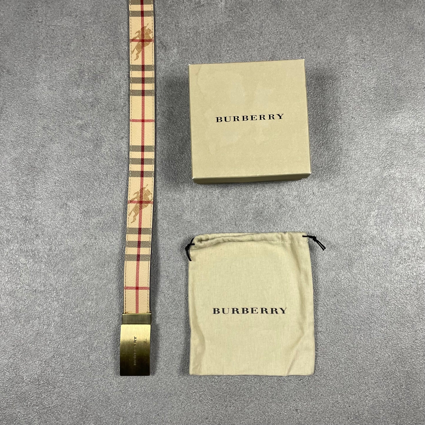 Burberry vintage belt (105)
