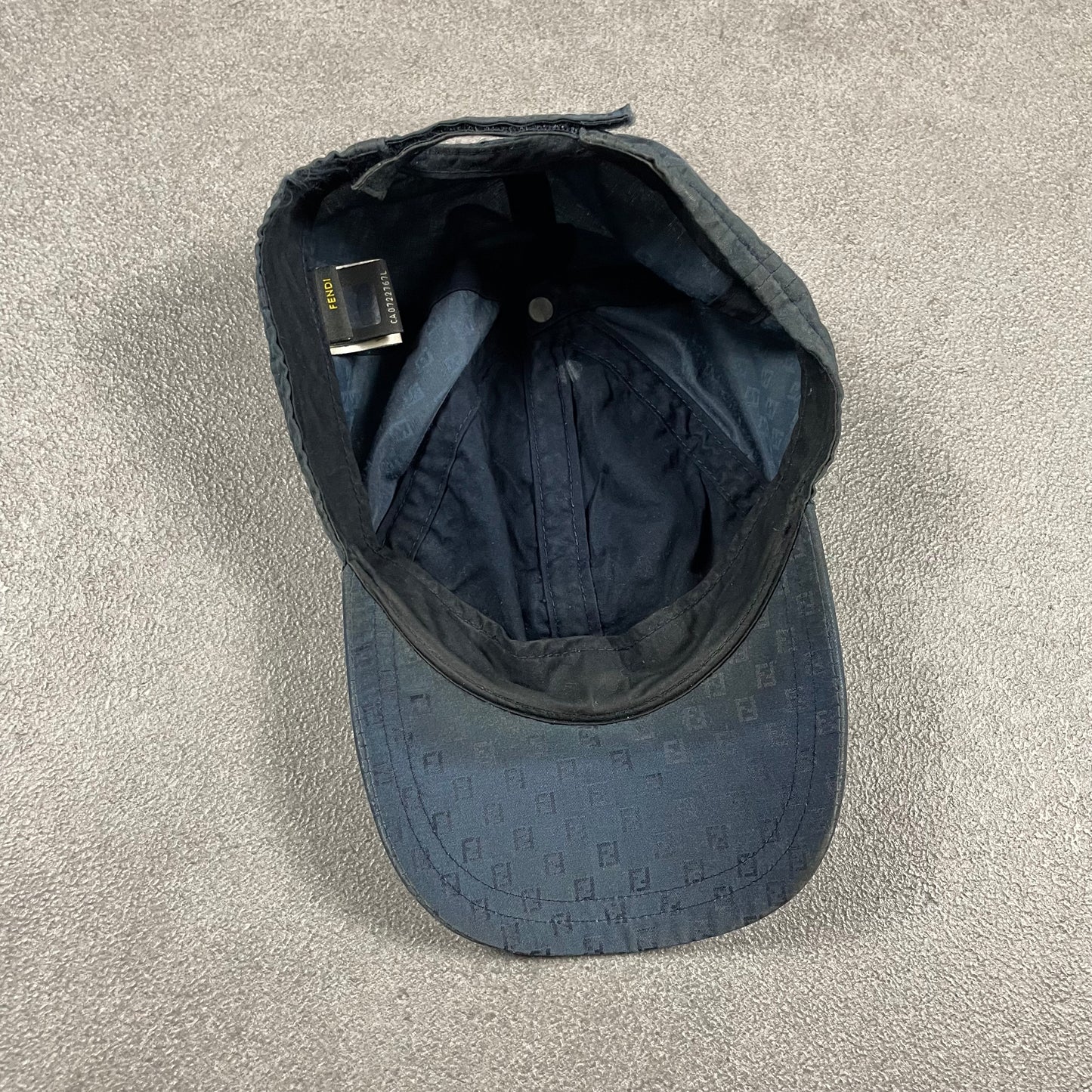 Fendi Vintage Cap (M)