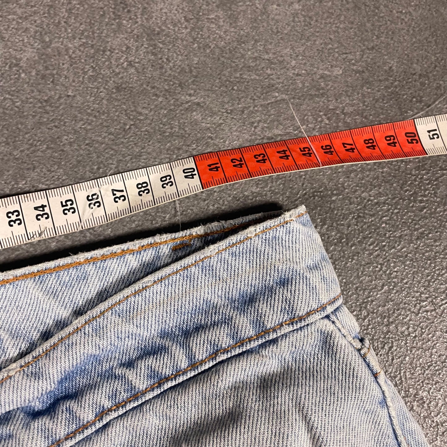 Levi’s 550 made in USA (L)