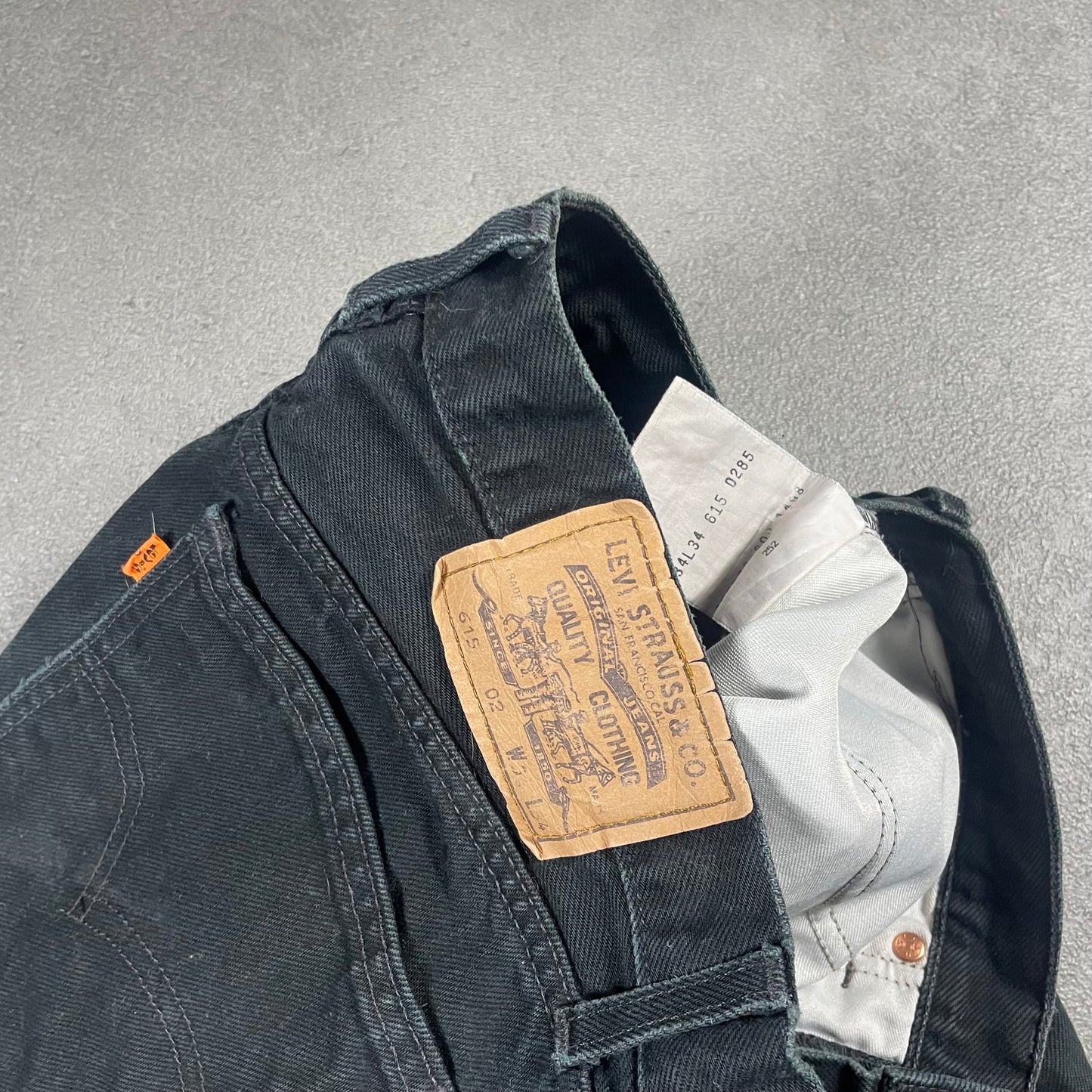 Levi’s Orange Tab Jeans (M)