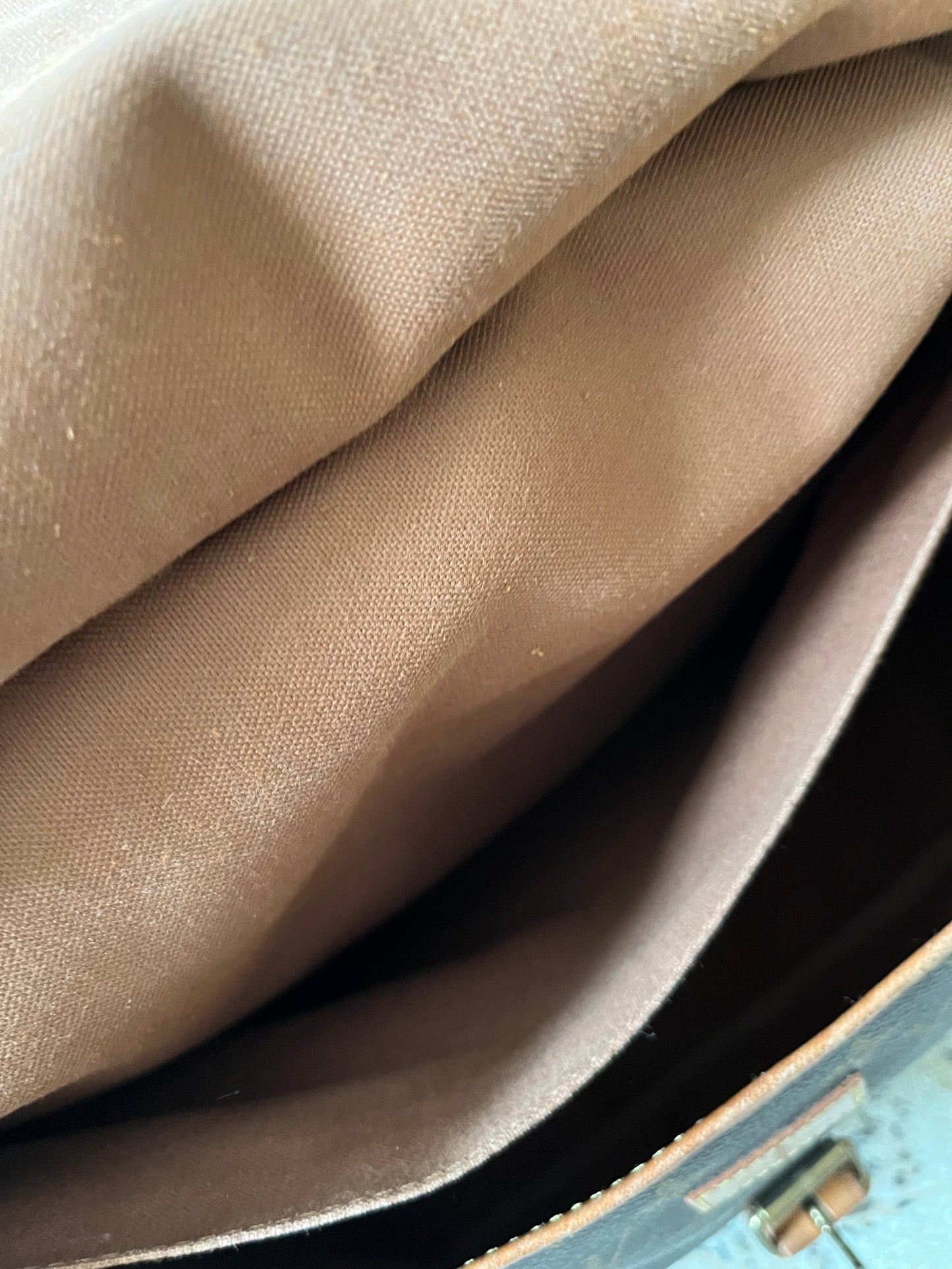 Louis Vuitton Saumur 45