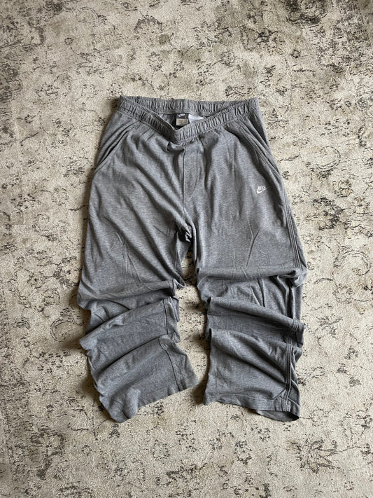 Nike vintage sweatpants (L)