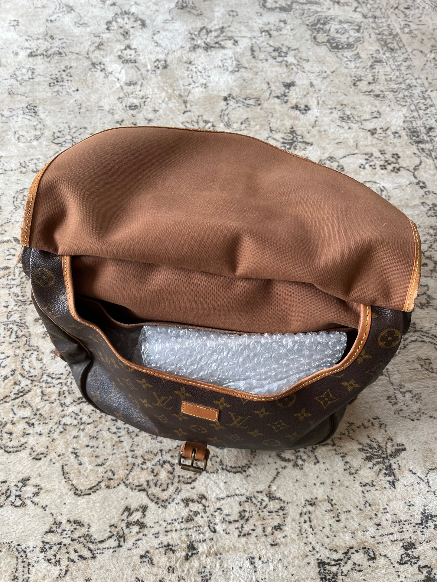 Louis Vuitton Saumur 45
