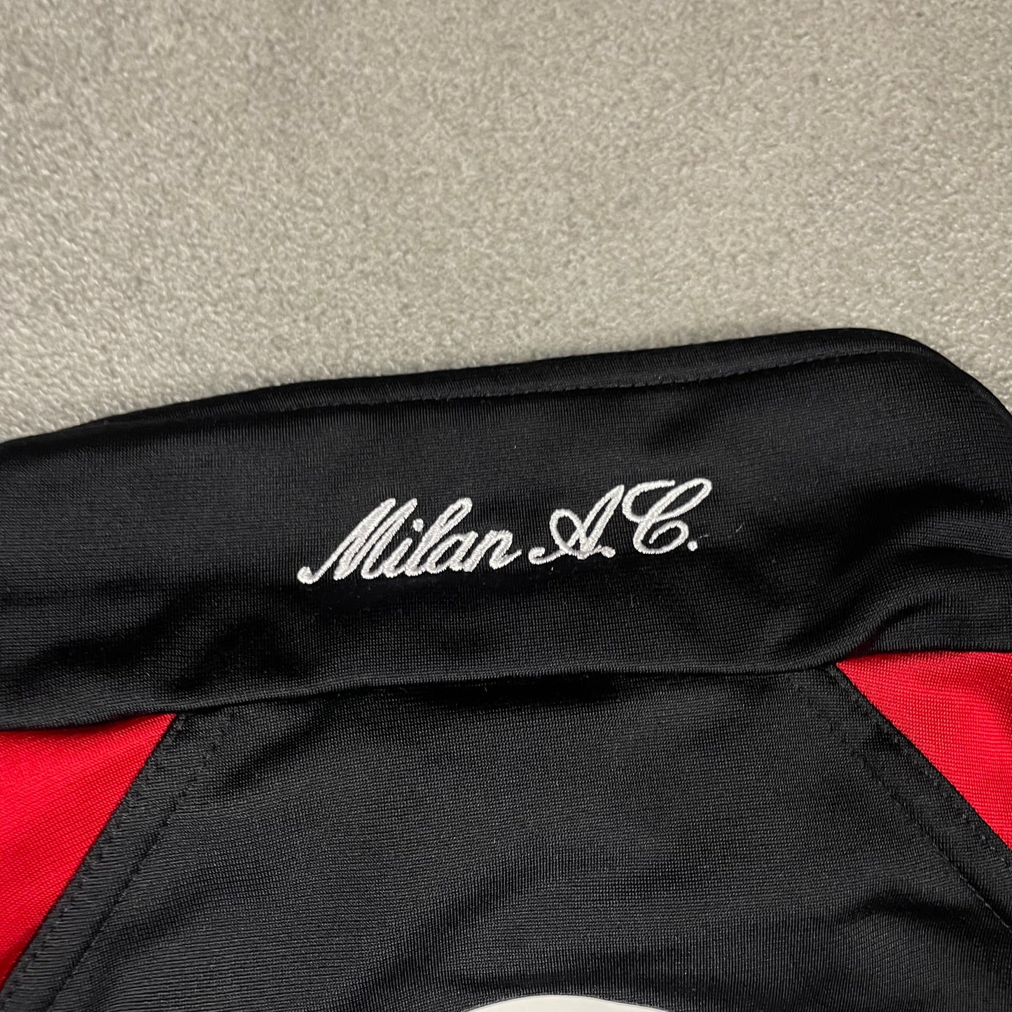 Milan AC x Adidas Suit (L)